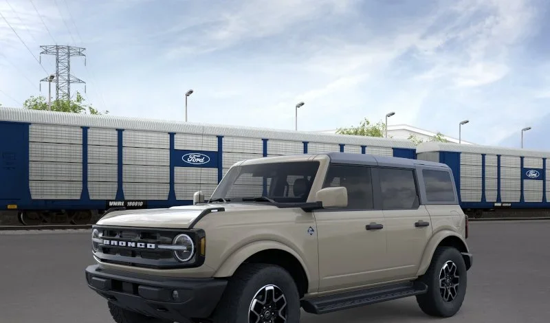 2026 Ford Bronco Outer Banks®