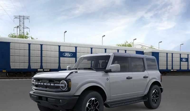 2026 Ford Bronco Outer Banks®